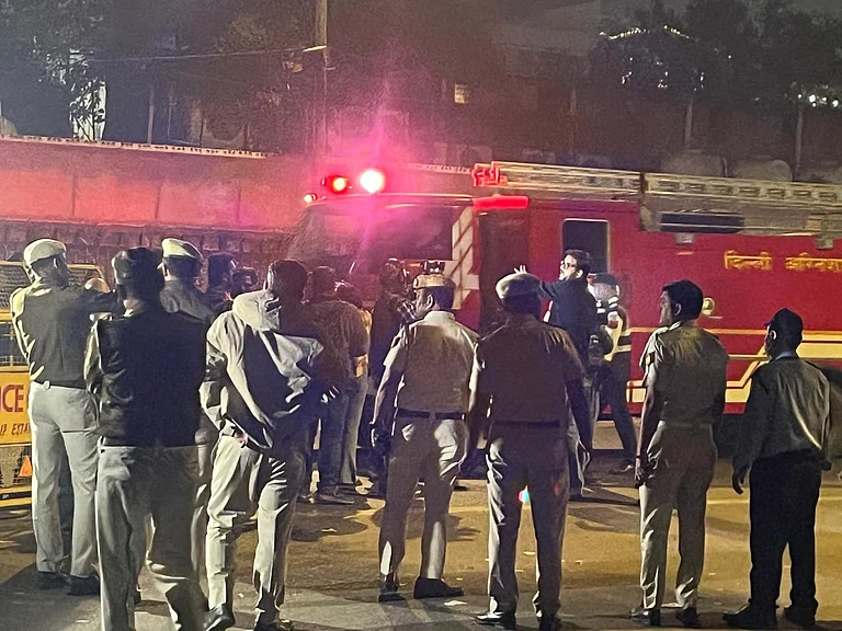 Maharashtra and UP on High Alert After Deadly Explosion - null