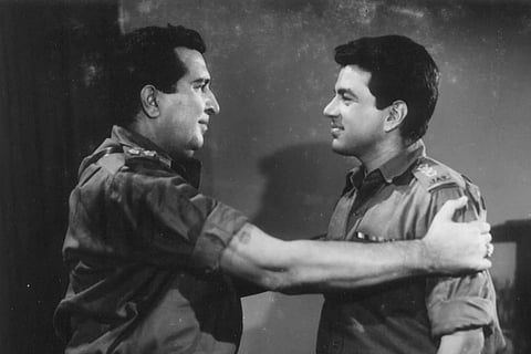 Jayant and Dharmendra in Haqeeqat (1964)