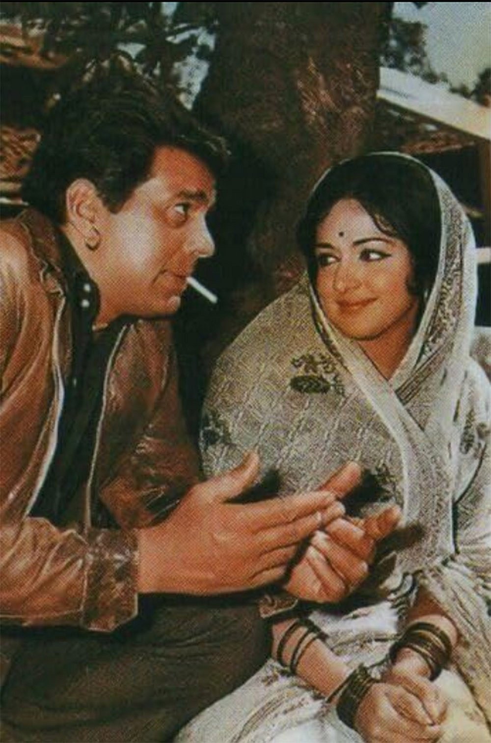 Bollywood actor Dharmendra in Seeta Aur Geeta (1972)