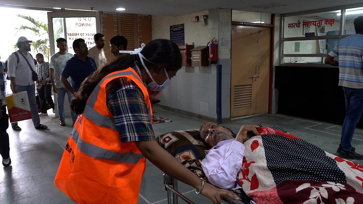 Students’ volunteers called Saarthis attending patients at PGIMER Chandigarh