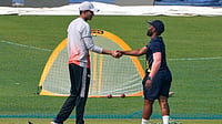 India Vs South Africa, 1st Test: What Do Head-To-Head Records Say At Eden Gardens? AP/Bikas Das : South Africa captain Temba Bavuma, right, and India captain Shubman Gill shake hands during the practice session ahead of a first test match.