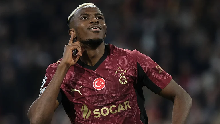 Galatasaray's Victor Osimhen reacts after scoring during the Champions League match against Ajax on Wednesday, November 5, 2025. - | Photo: AP/Patrick Post
