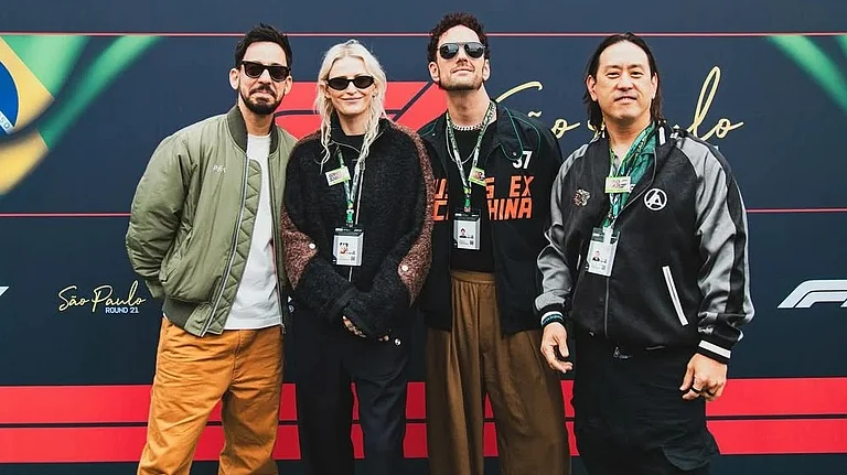 Linkin Park extends India tour - null