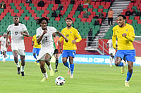 | Photo: AP : Nigeria's Benjamin Fredrick, centre left, and Gabon's Pierre-Emerick Aubameyang, right, challenge for the ball during the World Cup 2026 African qualifying semi-final soccer match between Nigeria and Gabon, in Rabat, Morocco.
