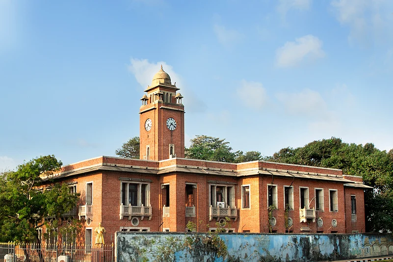 industry academia partnership India, skills gap India, Medhavi Skills University