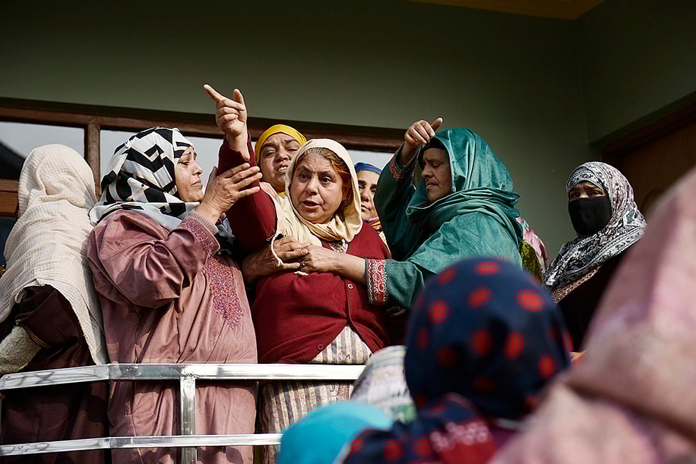 Mohammad Shafi Parrys relatives protest