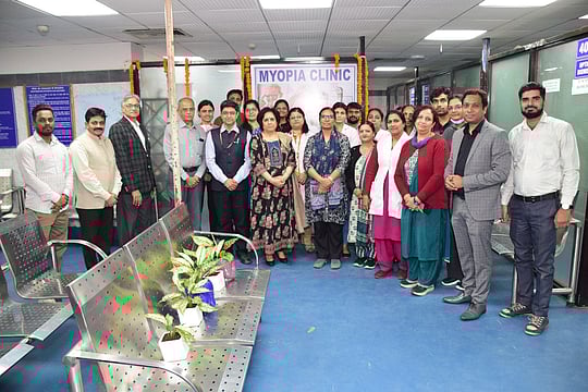 Safdarjung Hospital Launches Dedicated Myopia Clinic Amid Rising Childhood Vision Problems