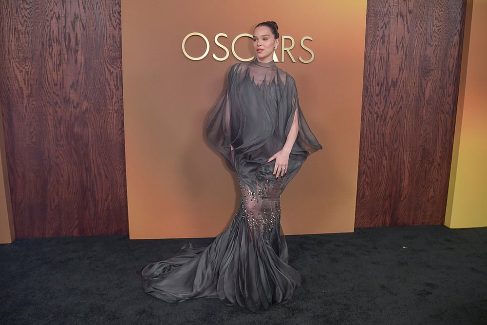 16th Governors Awards-Hailee Steinfeld