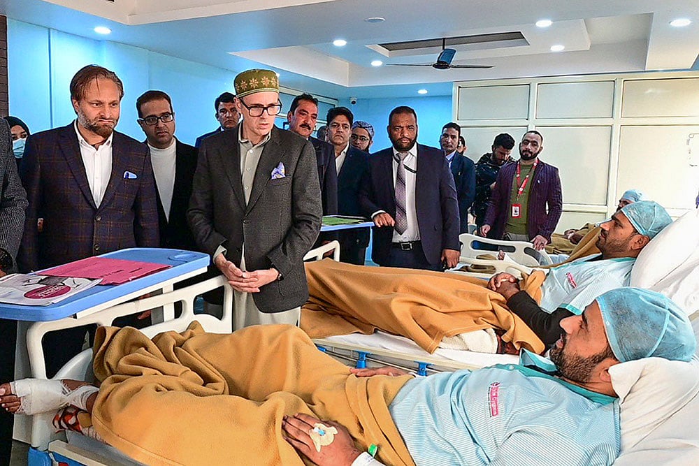 JK police station blast: CM meets victims