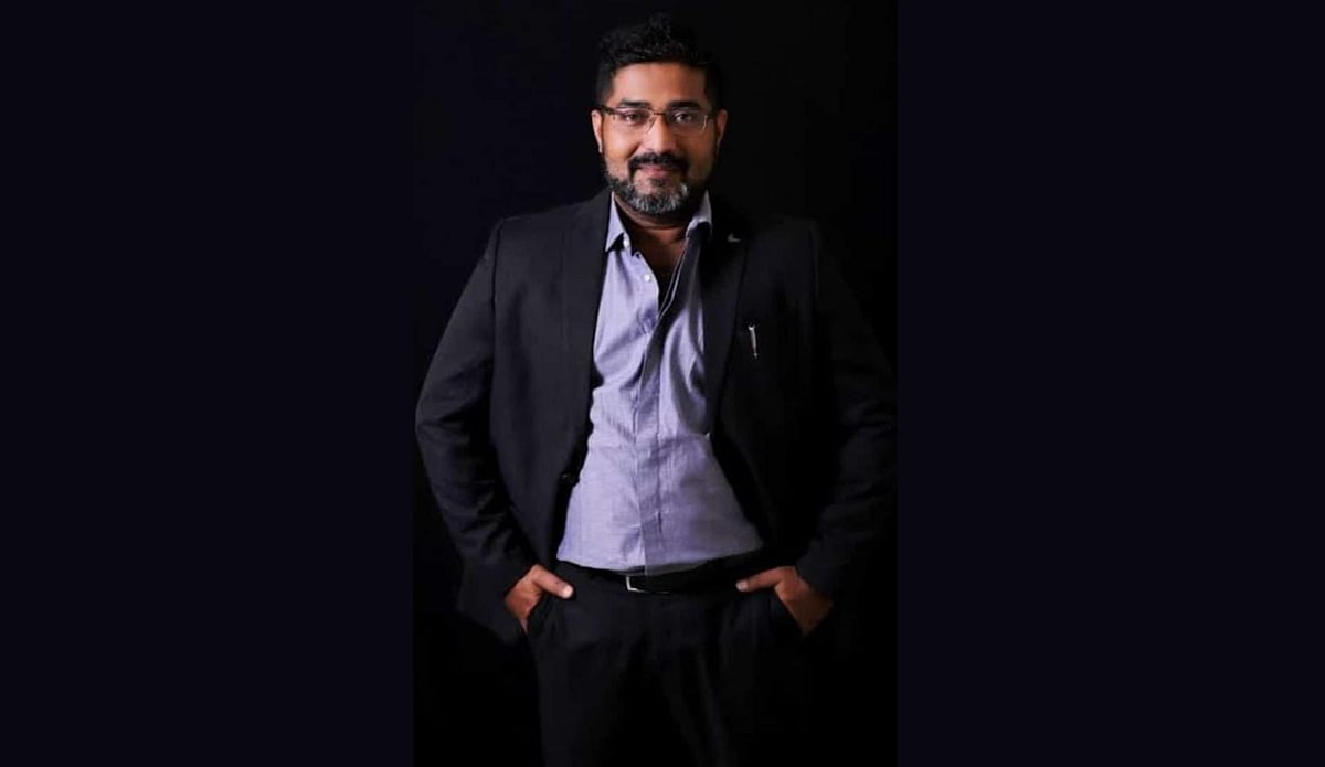 Dr. Karthik Narayanan