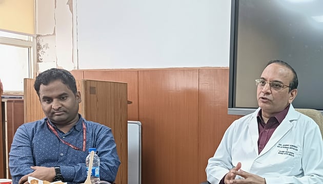 Delhi Chokes: AIIMS Top Pulmonologists Sound Emergency Alarm As Citizens Take To Streets In Mass Protests