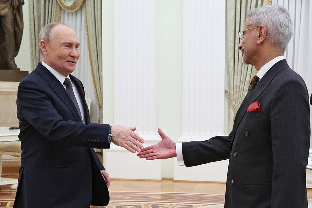 Subrahmanyam Jaishankar with Vladimir Putin 