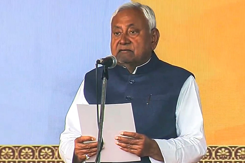 Nitish Kumar takes oath as CM of Bihar for record 10th time