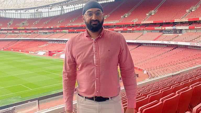 Monty Panesar re-invoked the infamous 'Sandpapergate' ball-tampering saga of 2018. - X/Monty Panesar