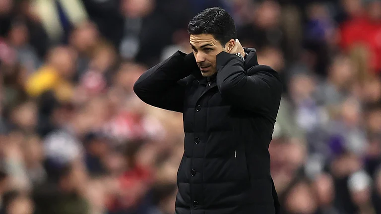 Mikel Arteta looks on during Arsenal's draw with Sunderland. - null