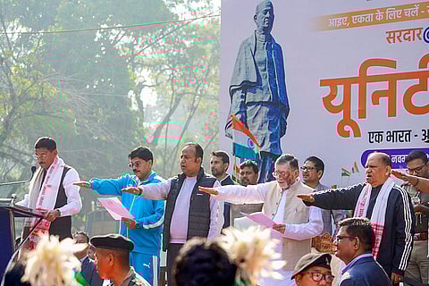 Jharkhand Governor Santosh Gangwar, Minister of State for Defence Sanjay Seth and others during a 'Unity March' organised as part of the 150th birth anniversary celebrations of Sardar Vallabhbhai Patel, in Ranchi.