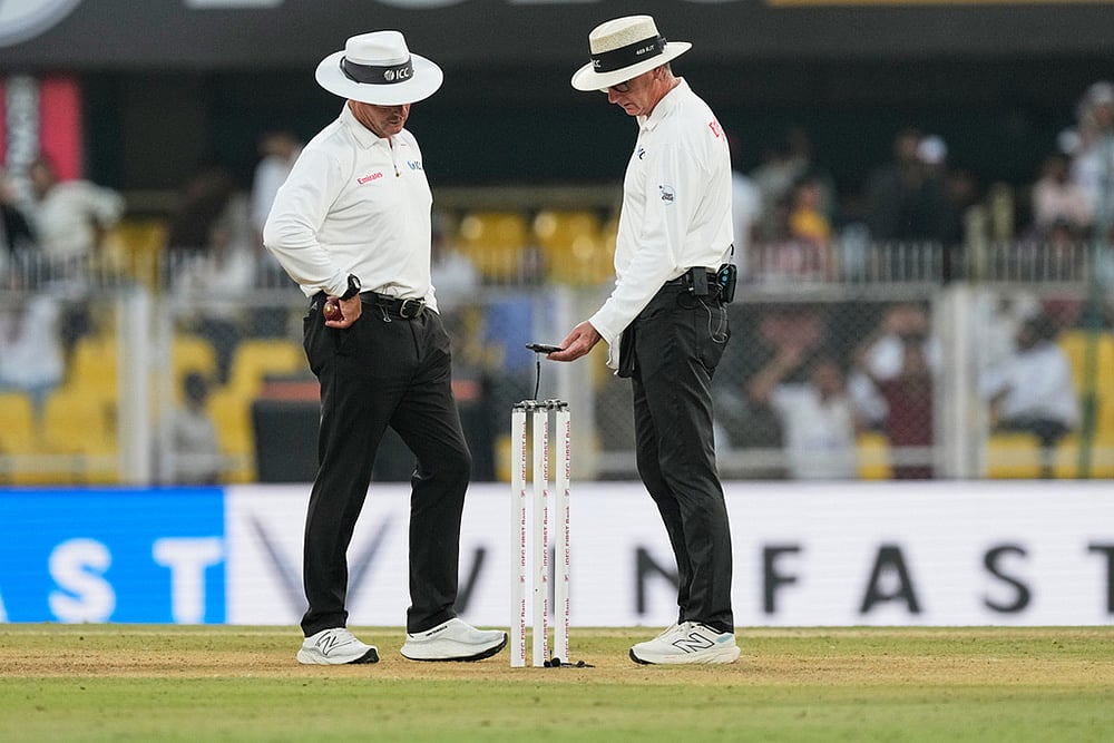 India vs South Africa 2nd Cricket test Day 2 photos in Guwahati-