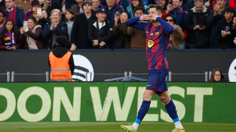 Barcelona Vs Athletic Bilbao Live Score, La Liga Updates: Robert Lewandowski reacts after scoring the opener. - Photo: AP