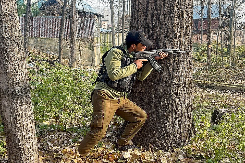 Cordon and search operation underway in Kulgam
