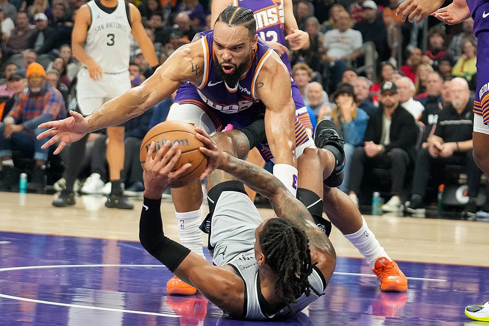 NBA Basketball: San Antonio Spurs vs Phoenix Suns