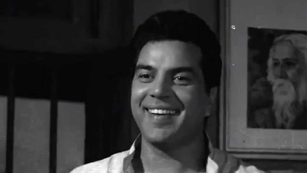 Dharmendra in Anupama - null