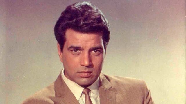 Celebs pay tribute to Dharmendra - X