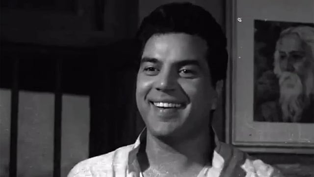 Dharmendra Funeral: Amitabh Bachchan, Aamir Khan, Salman Khan And Other Celebs Pay Their Last Respects