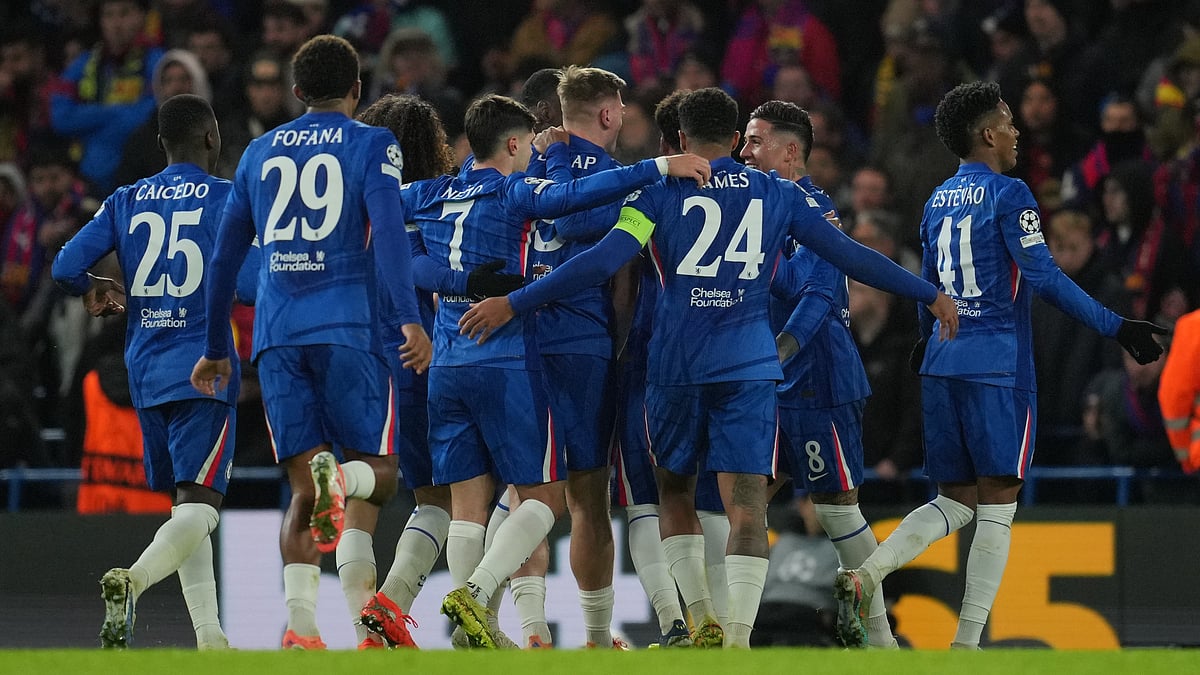 Chelsea vs Barcelona live score UEFA Champions League 2025-26 matchday 5