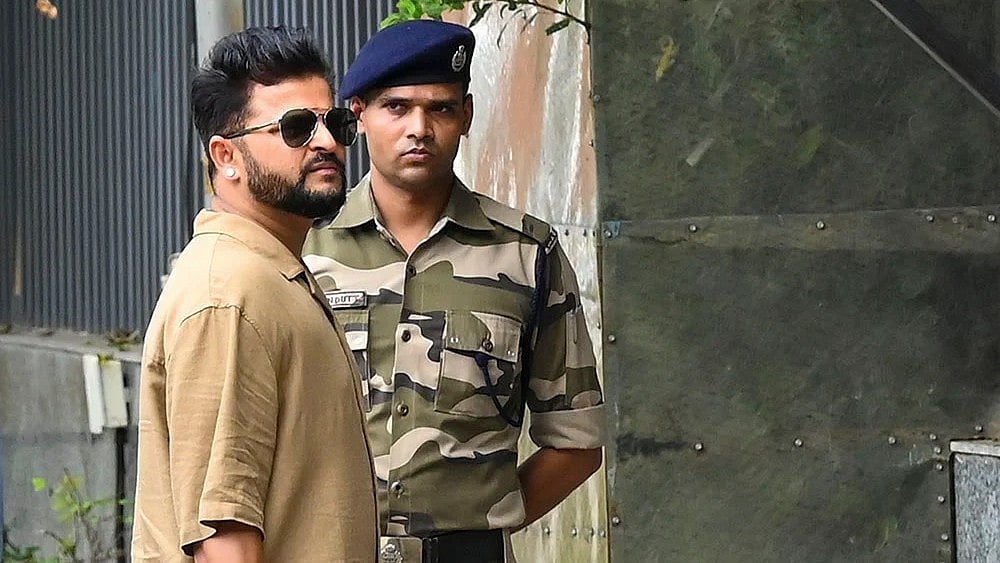 Suresh Raina Backs Gautam Gambhir, Says Players Responsible For India’s Home Test Struggles - | Photo: PTI