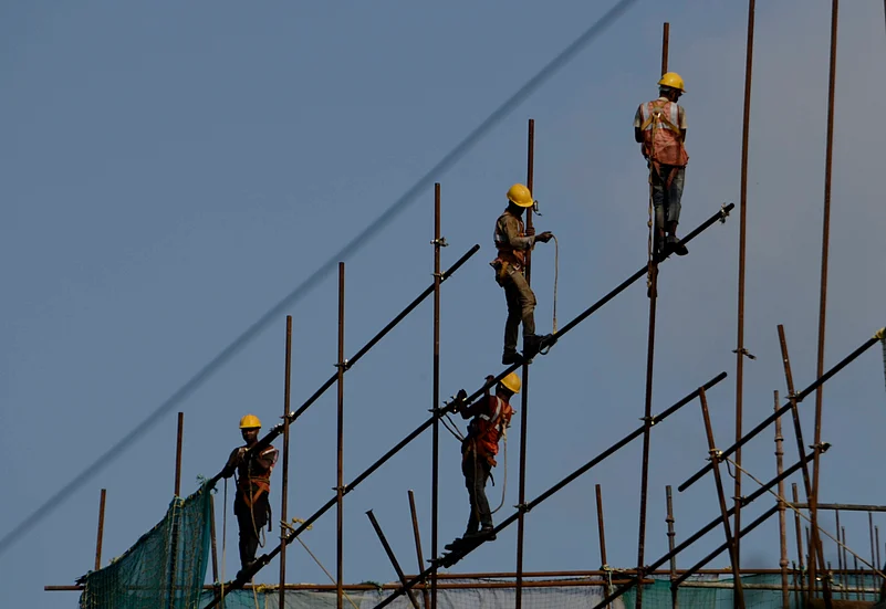 India’s New Labour Codes Take Effect | All You Need To Know
