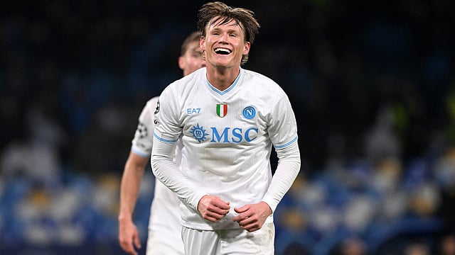 Napoli 2-0 Qarabag, Champions League: Scott McTominay Stars As Antonio Conte's Men Register Routine Victory