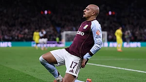 Donyell Malen celebrates at Villa Park after scoring for Aston Villa during the UEFA Europa League match against Young Boys on November 27, 2025.