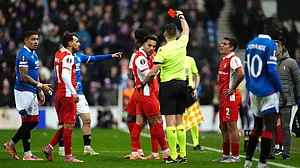 | Photo: AP/Andrew Milligan : Referee Allard Lindhout shows Sporting Braga's Rodrigo Zalazar a red card during the UEFA Europa League opening league phase match against Rangers on November 27, 2025.