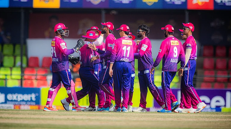 Janakpur Bolts Vs Pokhara Avengers Live Score, Nepal Premier League: The Bolts in action against Biratnagar Kings. - Photo: X/Nepal Premier League