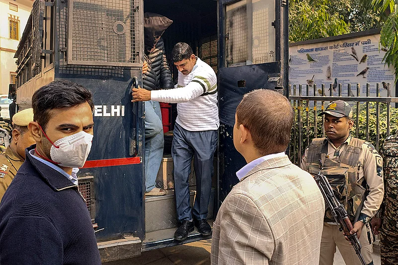 NIA raids Kashmir
White collar terror module
Red Fort car blast probe