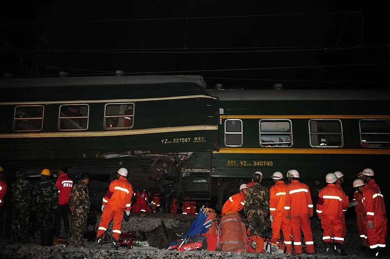 Yunnan train accident, Kunming railway collision
