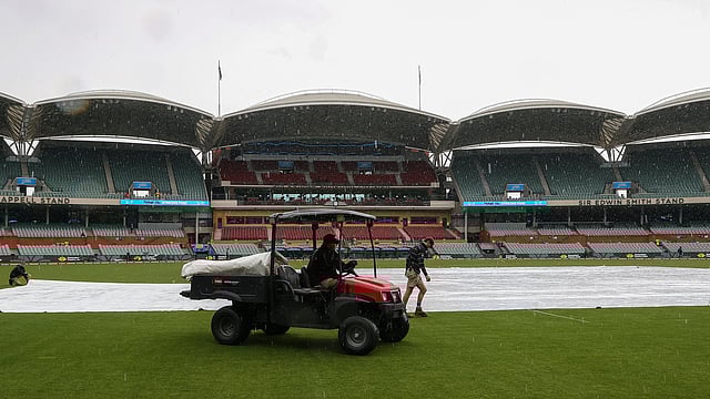 Adelaide Strikers Vs Sydney Thunder Live Streaming, WBBL 2025: Toss Delayed Due To Wet Outfield In Adelaide Oval