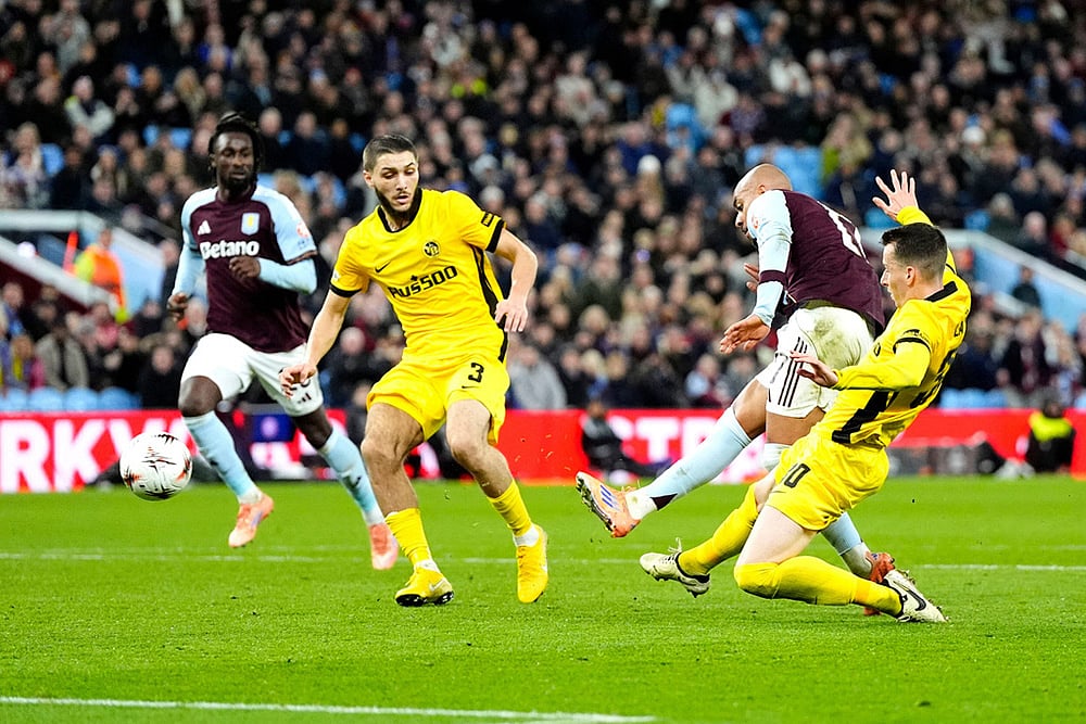 Aston Villa and Young Boys Europa League match-Donyell Malen