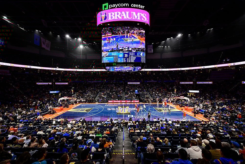 Timberwolves vs Thunder NBA Basketball game-Emirates NBA Cup basketball game