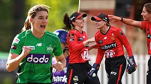 X/cricketcomau : Melbourne Renegades take on the Stars.