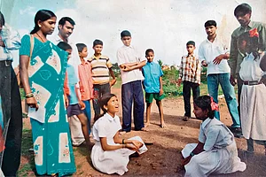 | Courtesy: Mahila Abhivruddhi Mattu Samrakshna Samsthe : A Movement for Change: Sitavva Jodatti at a community gathering as
part of her advocacy efforts