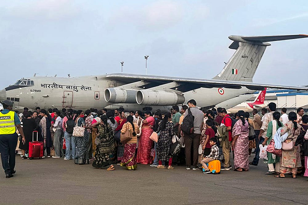 Cyclone Ditwah Indias relief Operation Sagar Bandhu in Sri Lanka