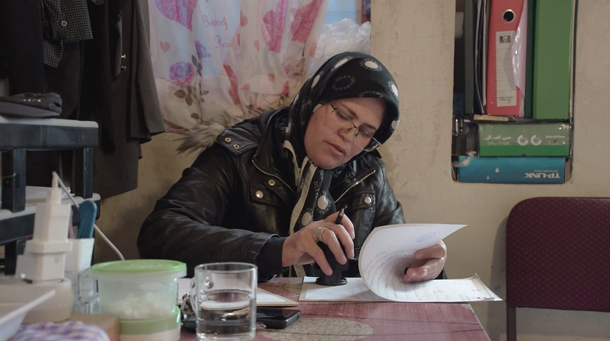 Cutting Through Rocks Still