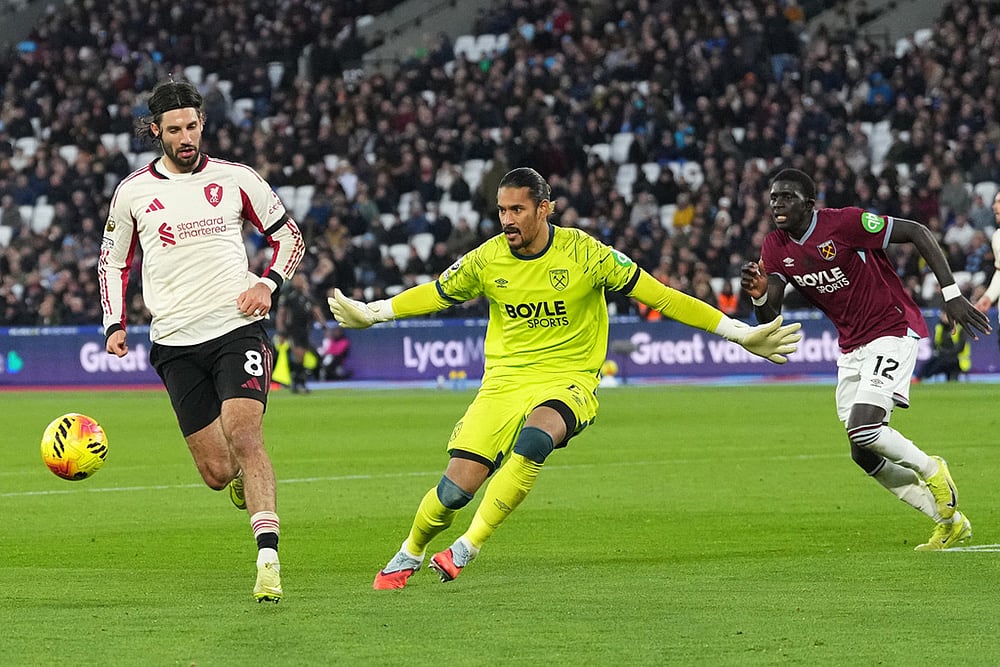 West Ham vs Liverpool EPL 2025-26 match-Alphonse Areola