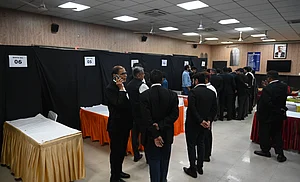 Imago/HT : Advocate participating preparation of Delhi Bar Council (BCD) election a day before election voting at Patiala House Court on March 20, 2025 in New Delhi, India