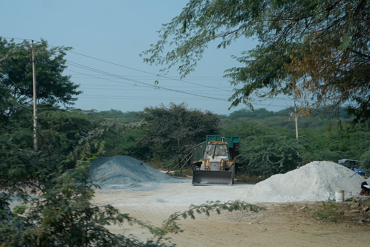 Stone Crushing Storage In A Residential Location (Pali Village)