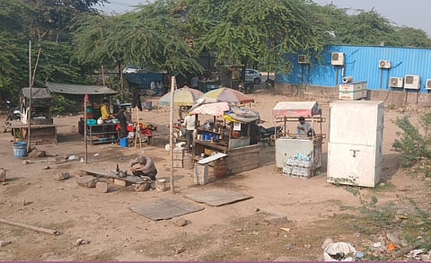 A Not Entirely Legal Pop-Up Flea For Open Alcohol Consumption