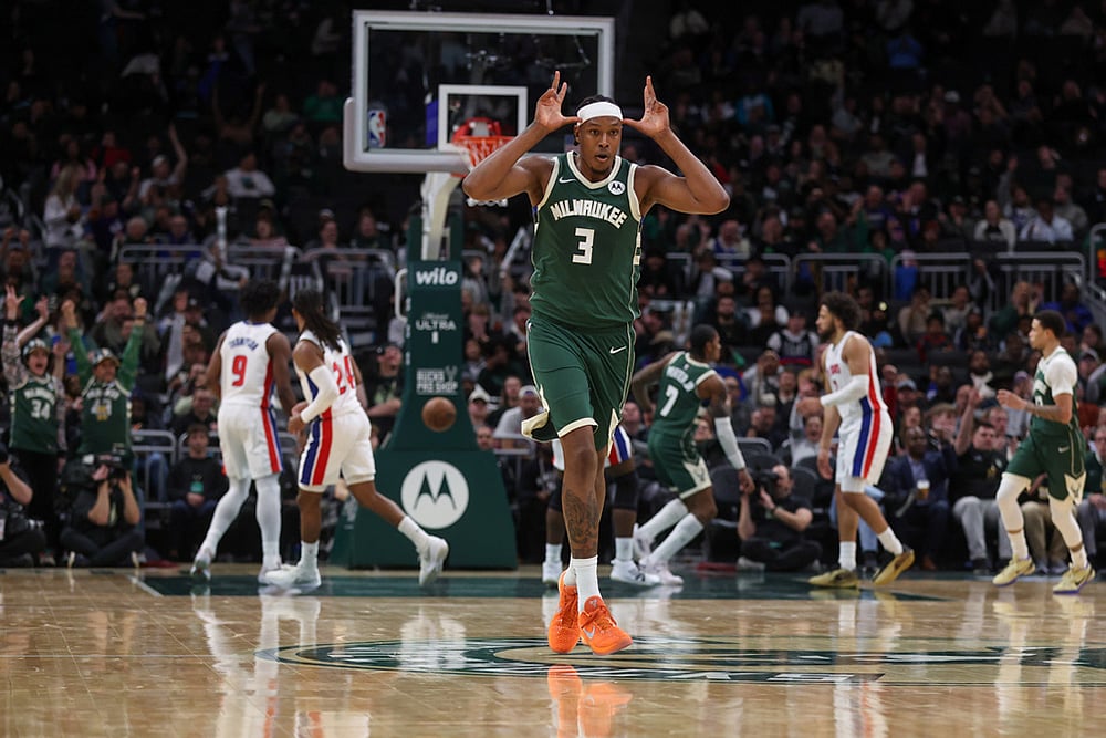 Milwaukee Bucks Vs Detroit Pistons NBA pics-Myles Turner