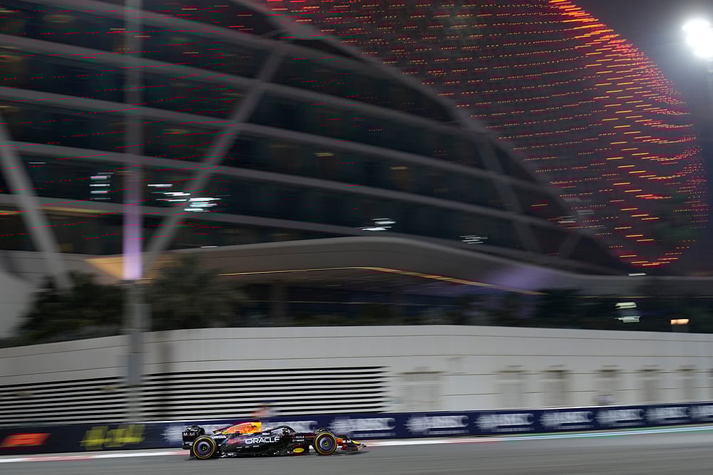 2025 Abu Dhabi Formula One Grand Prix second practice-Max Verstappen