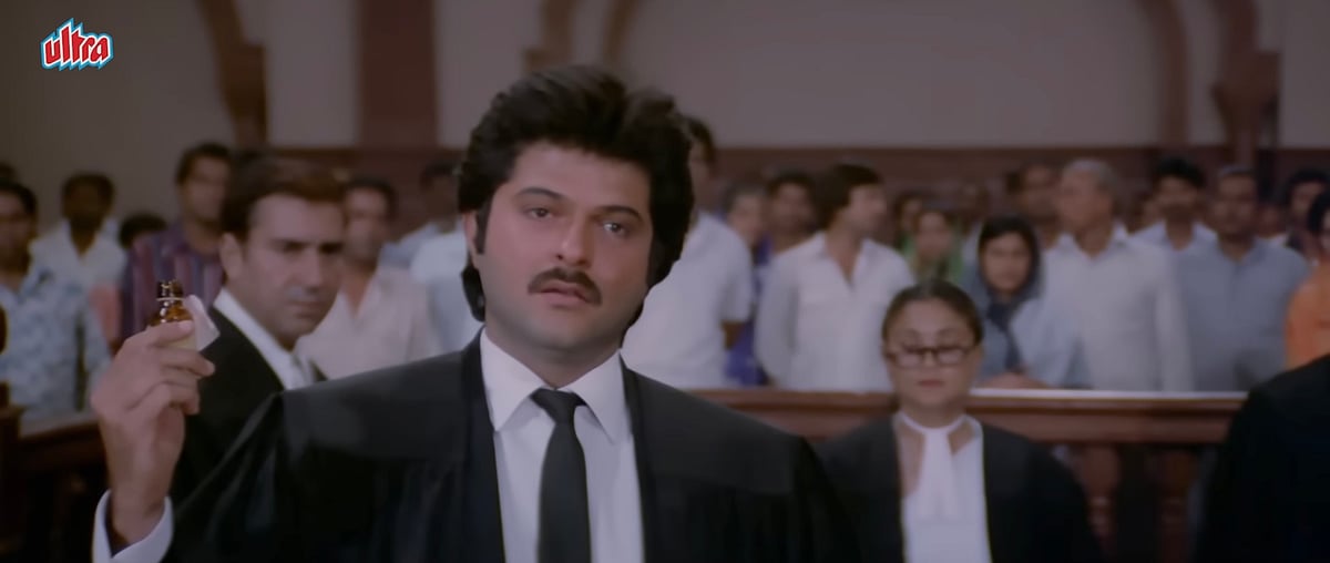 A still from Meri Jung (1985)